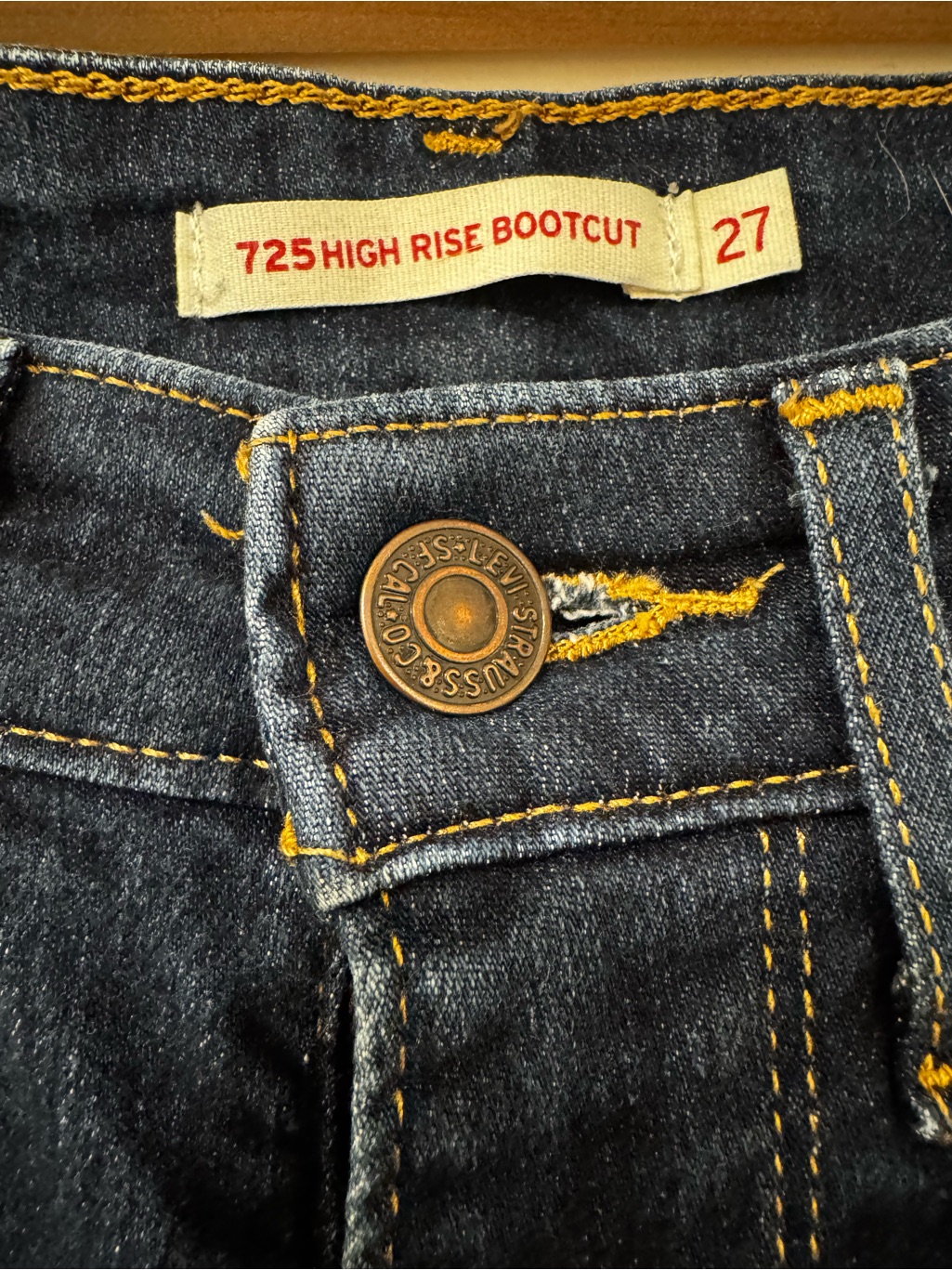 Levis 725 High Rise Bootcut Jeans Size 27 Dark Wash Stretch Denim